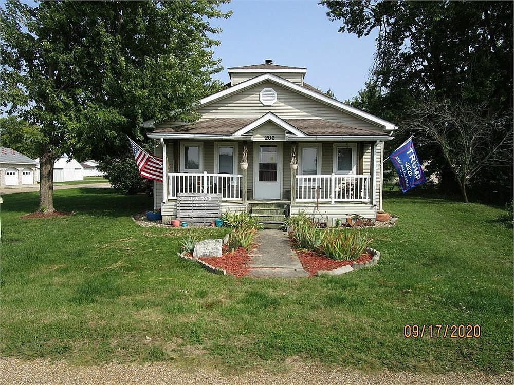 206 N 5th St, Ollie, IA 52576