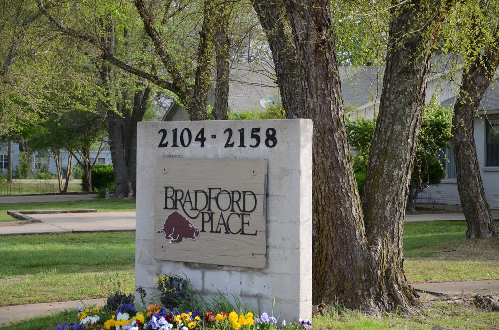 2128 N Garland Ave #5, Fayetteville, AR - 2 Bed, 2 Bath Apartment - 10