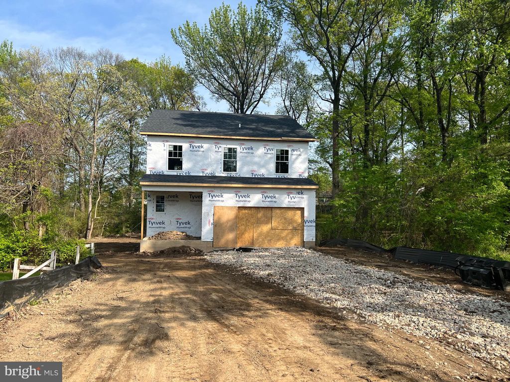 1639 Hopewell Ave, Essex, MD 21221