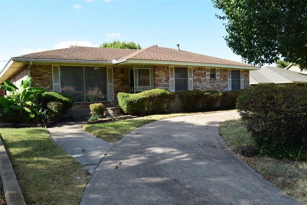 5623 Marblehead Dr, Dallas, TX 75232