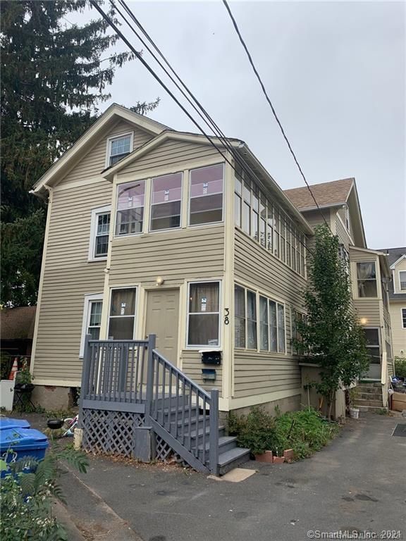 38 Annawan St, Hartford, CT 06114