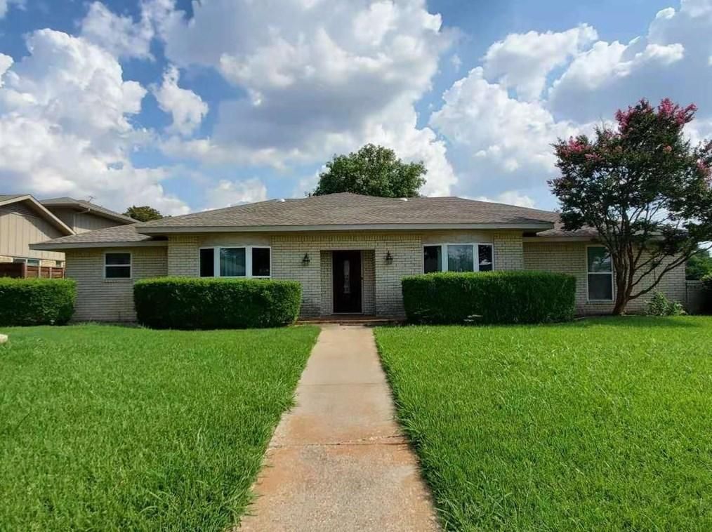 3612 Brookshire Dr, Plano, TX 75075
