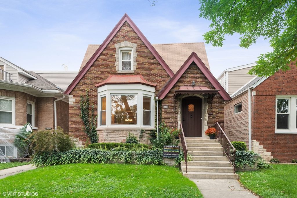 5330 W Cullom Ave, Chicago, IL 60641