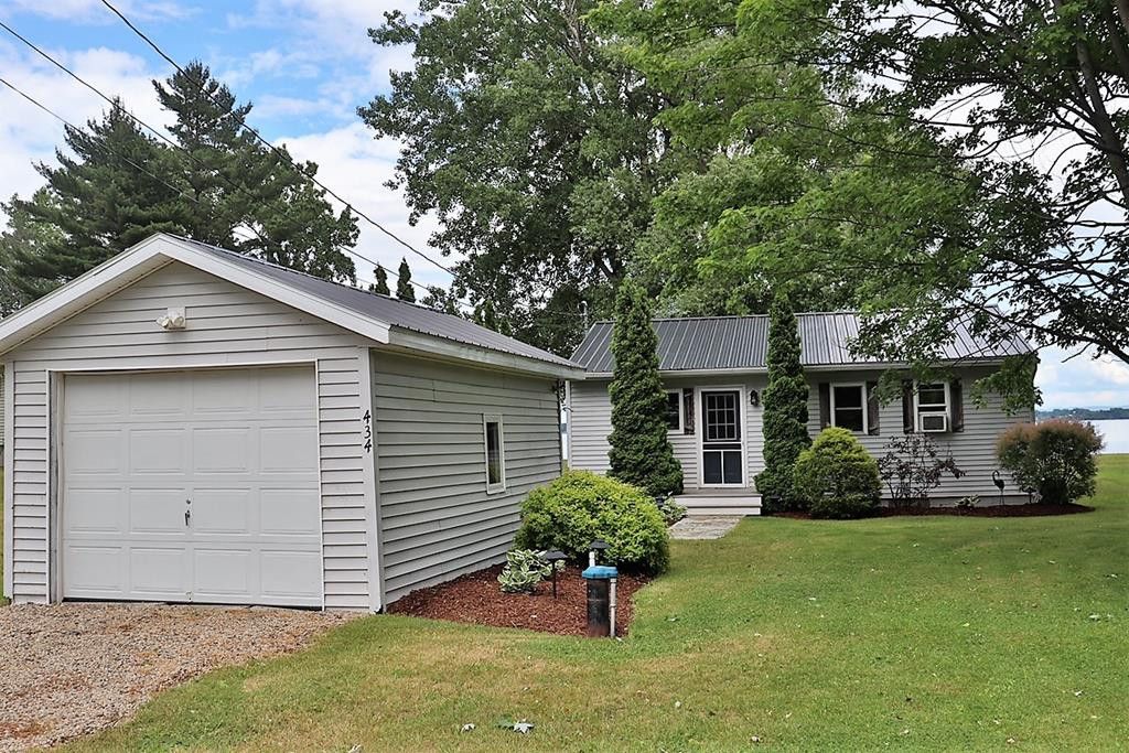 434 Point Au Fer Rd, Champlain, NY 12919 Trulia