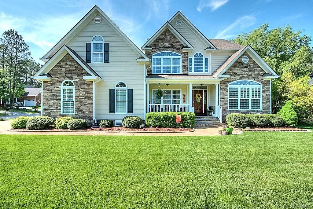 11414 Winding River Rd, Providence VA 4 Bed, 3 Bath Single