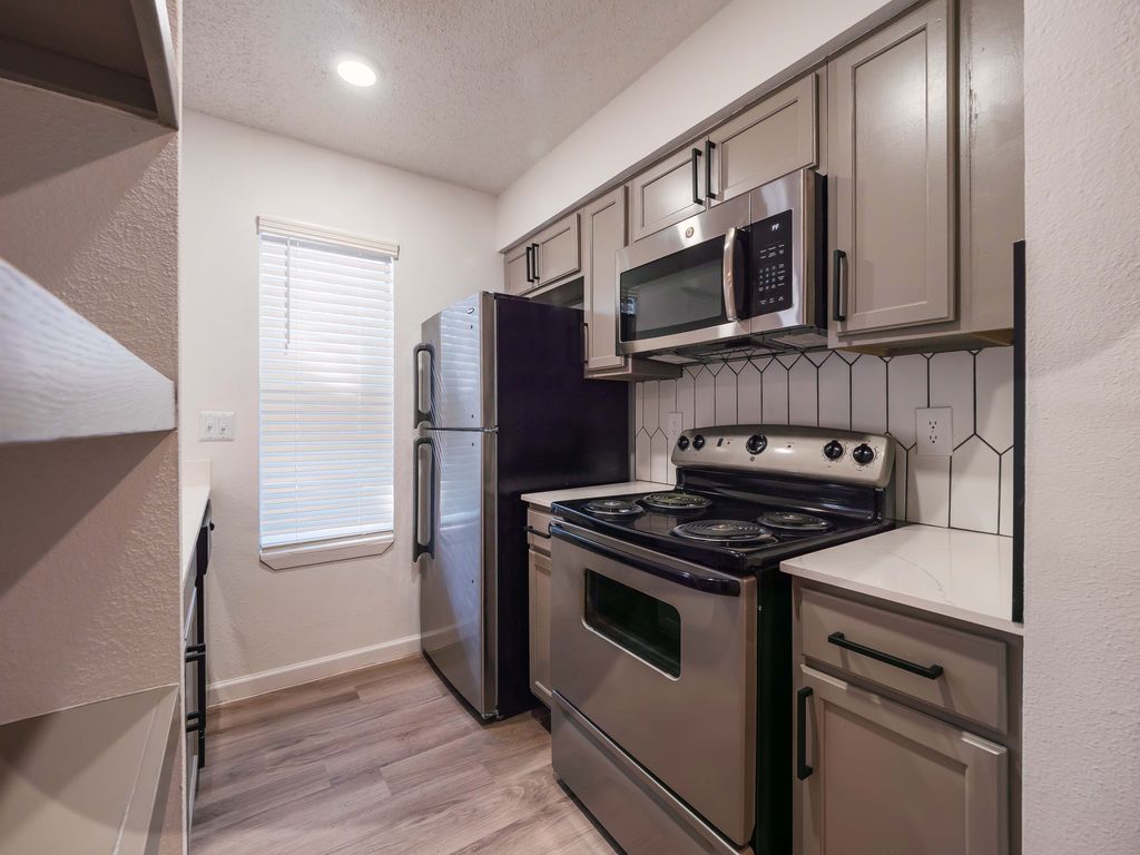 12001 Metric Blvd, Austin, TX 78758