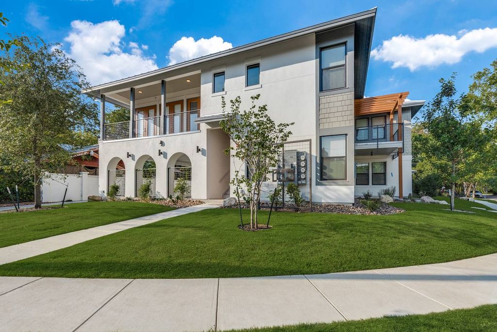 112 Lindell Pl #2204, San Antonio, TX 78212