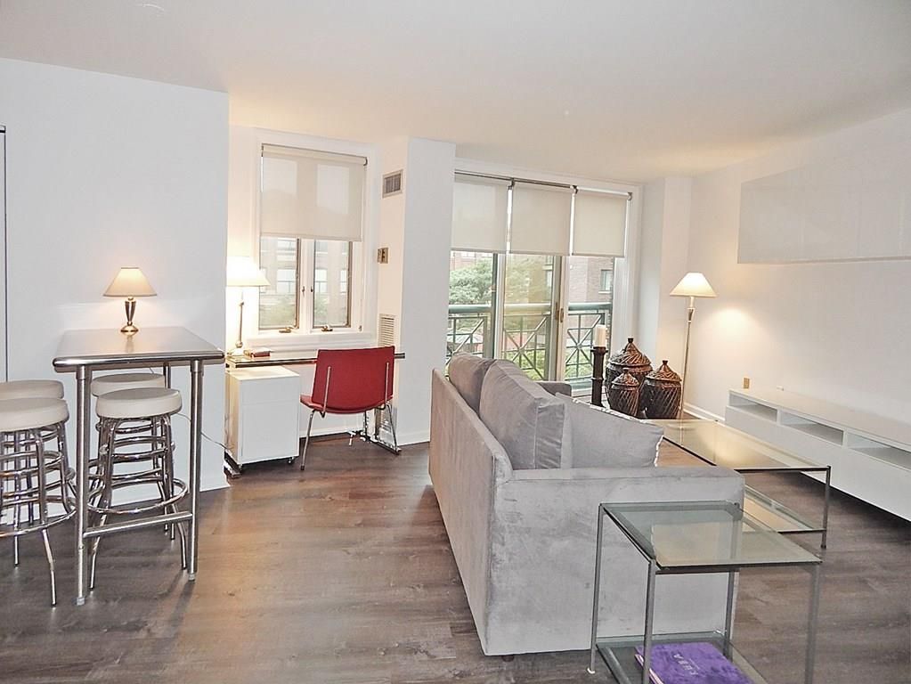 10 Rogers St #317, Cambridge, MA 02142