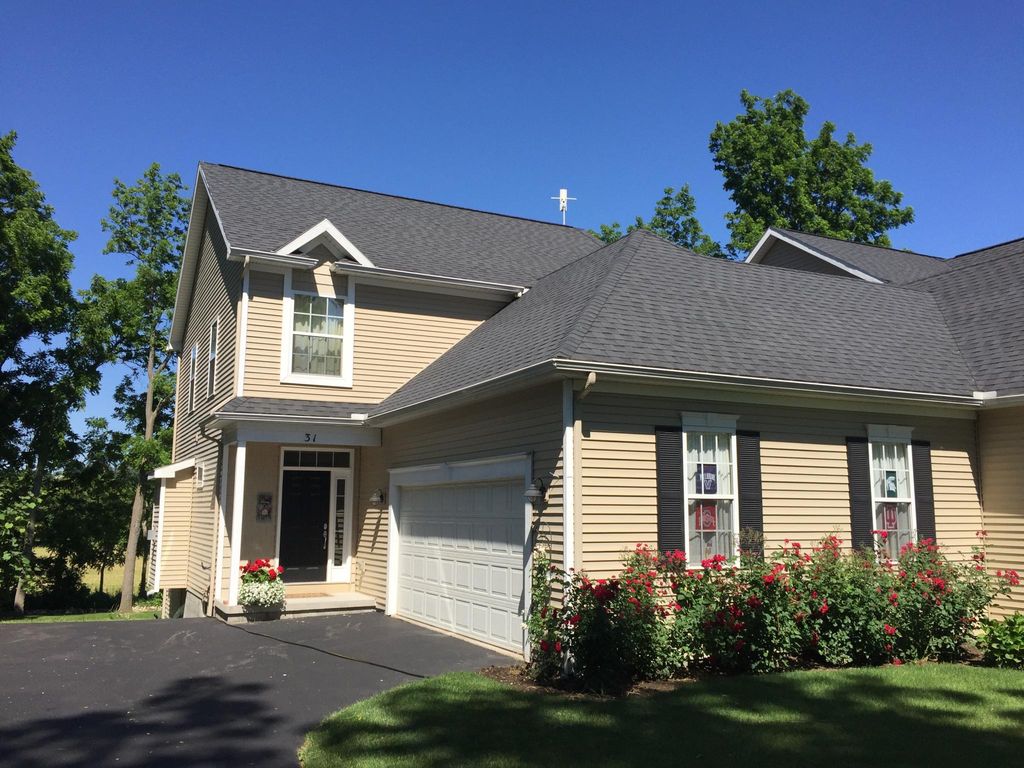 31 Aldrich Rd, Fairport, NY 14450