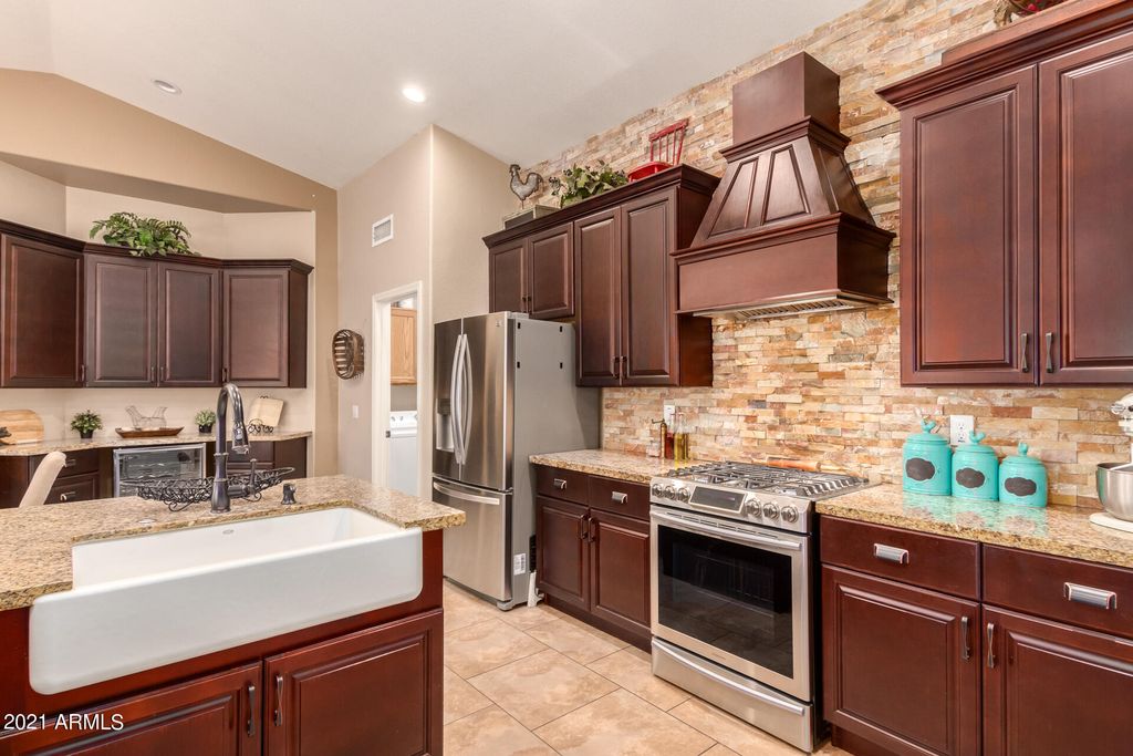 1050 E Tyson Ct, Chandler, AZ 85225