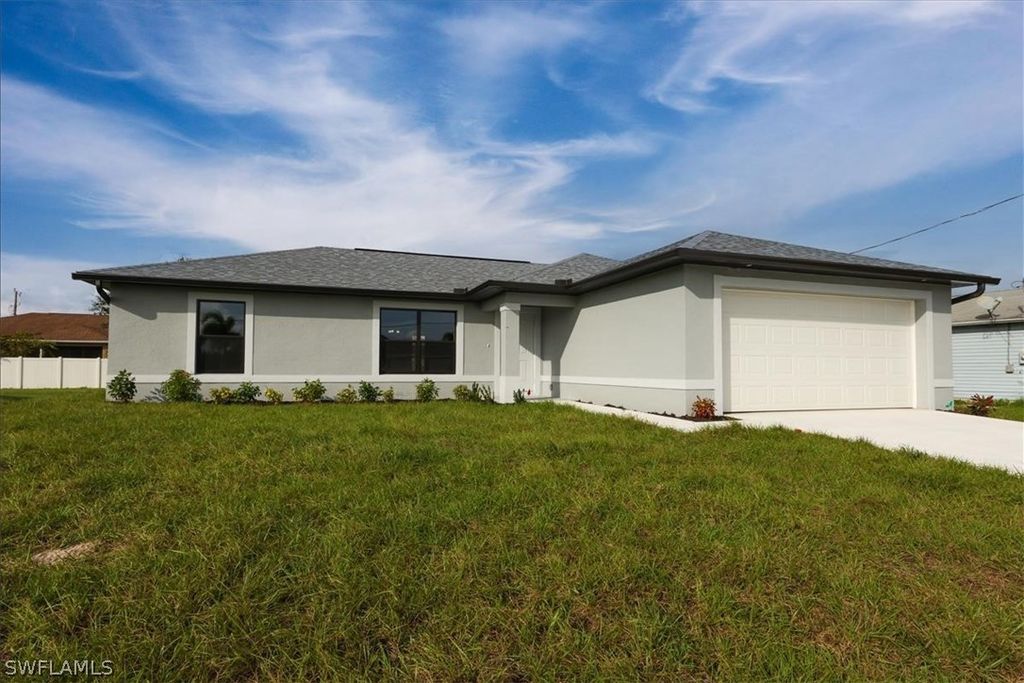 1218 NE 11th St, Cape Coral, FL 33909