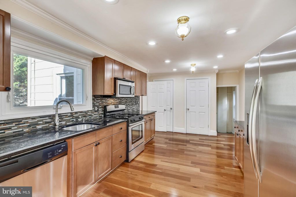 411 Baltimore Rd, Rockville, MD 20850