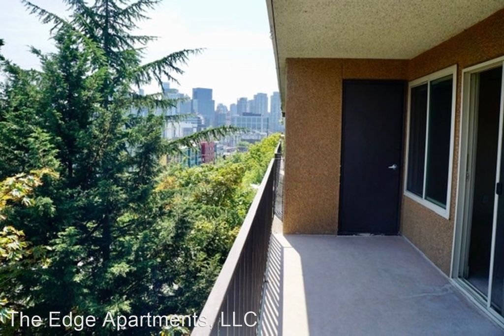 620 Ward St #401, Seattle, WA 98109