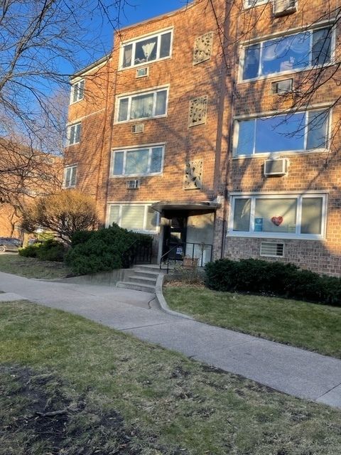 6129 N Winchester Ave #1B, Chicago, IL 60660