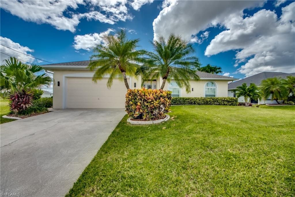 1304 SW 23rd St, Cape Coral, FL 33991