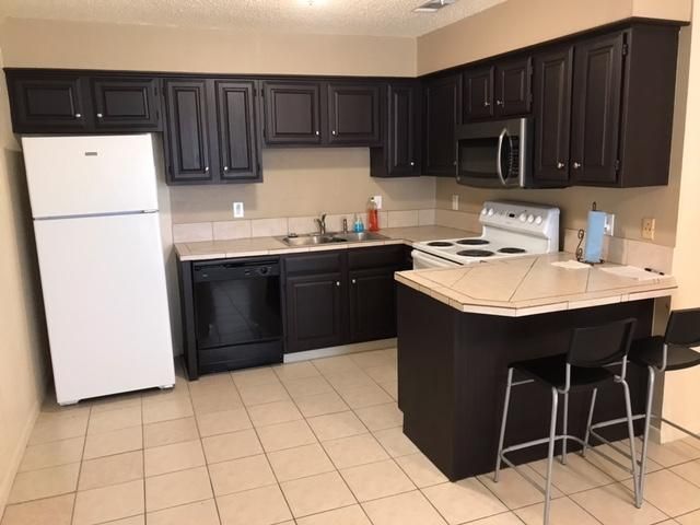 1212 Northwood Blvd #I, Corsicana, TX 75110