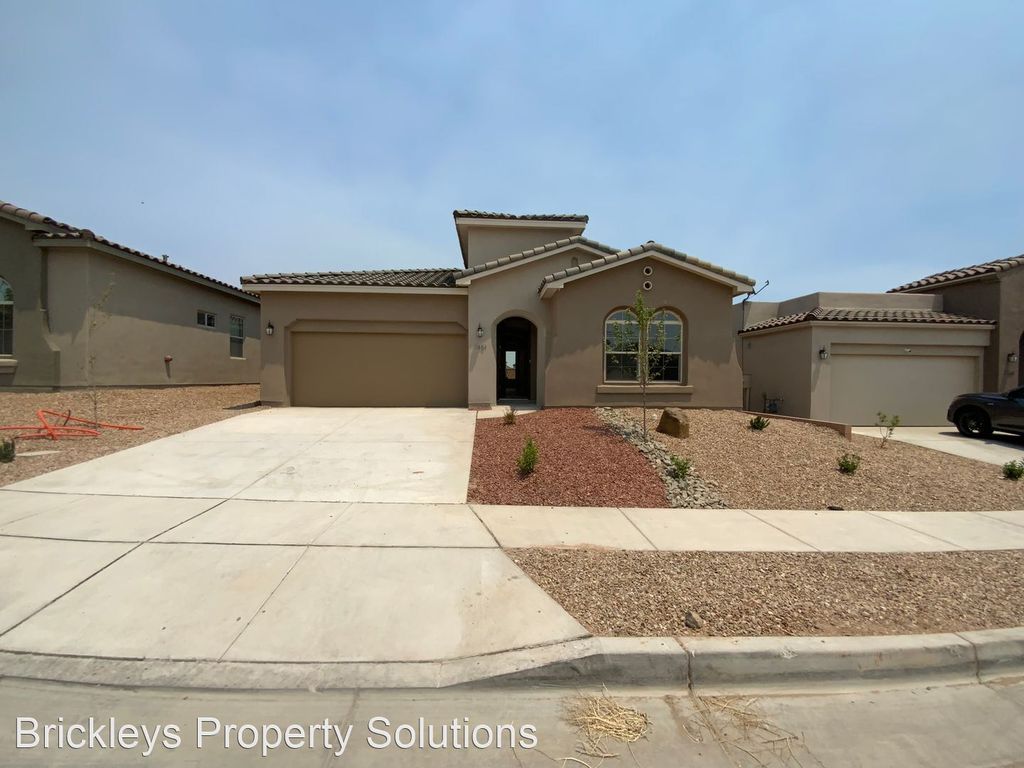 7451 Window Peak Rd NW, Albuquerque, NM 87114