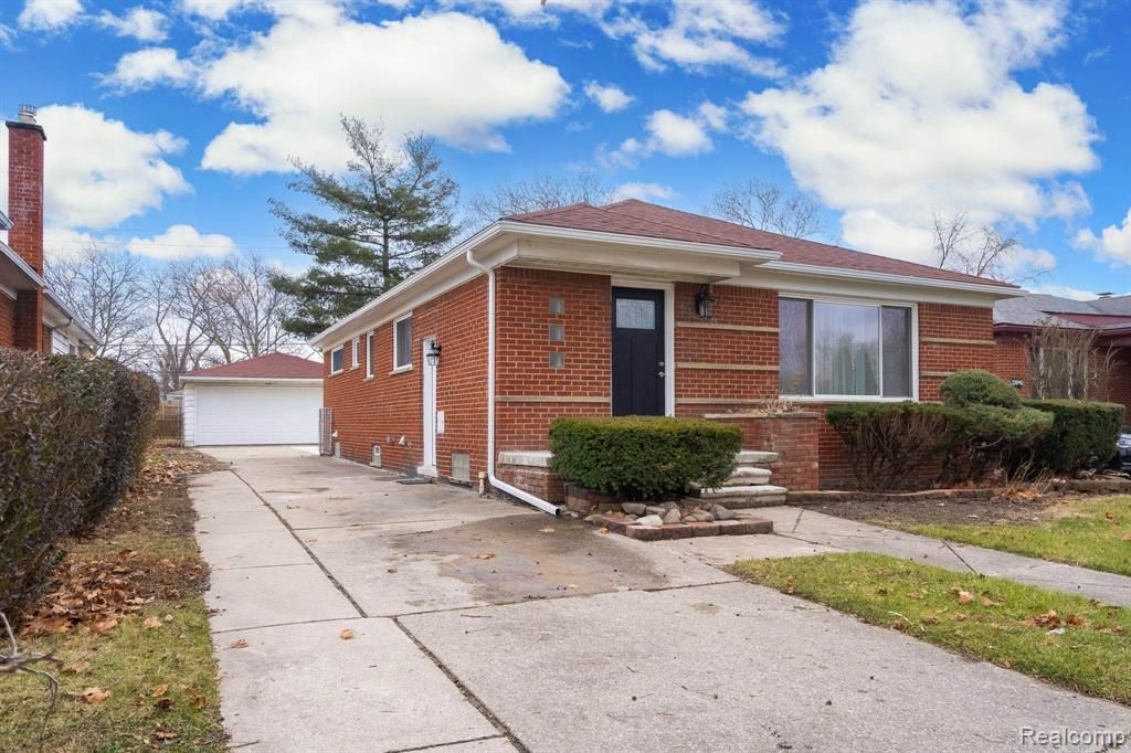 22100 Stratford Ave, Oak Park, MI 48237 Trulia