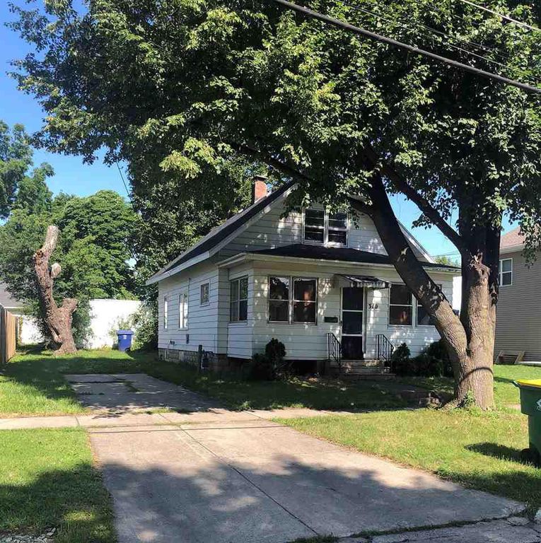 310 S Clay St, Green Bay, WI 54301