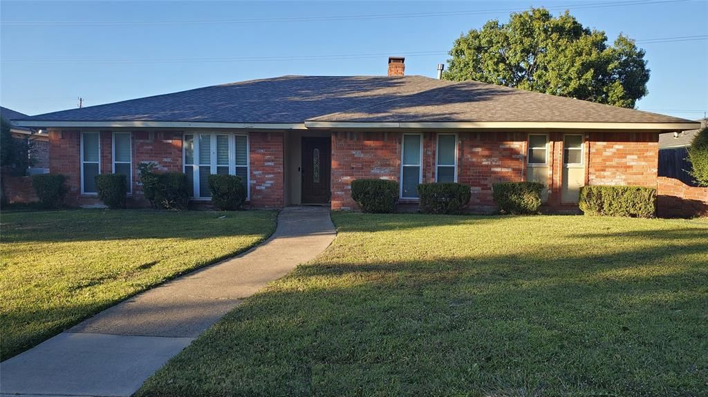 1007 Hillsdale Dr, Richardson, TX 75081