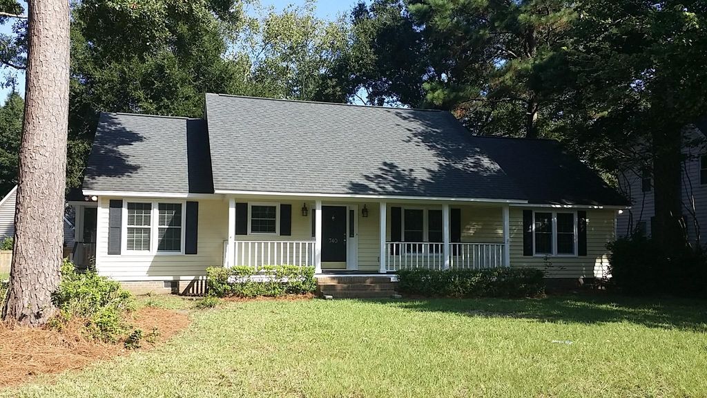 740 Attwood Cir, Mount Pleasant, SC 29464