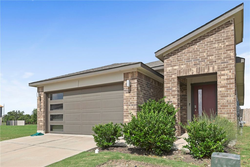 1110 Amistad Loop, College Station, TX 77845