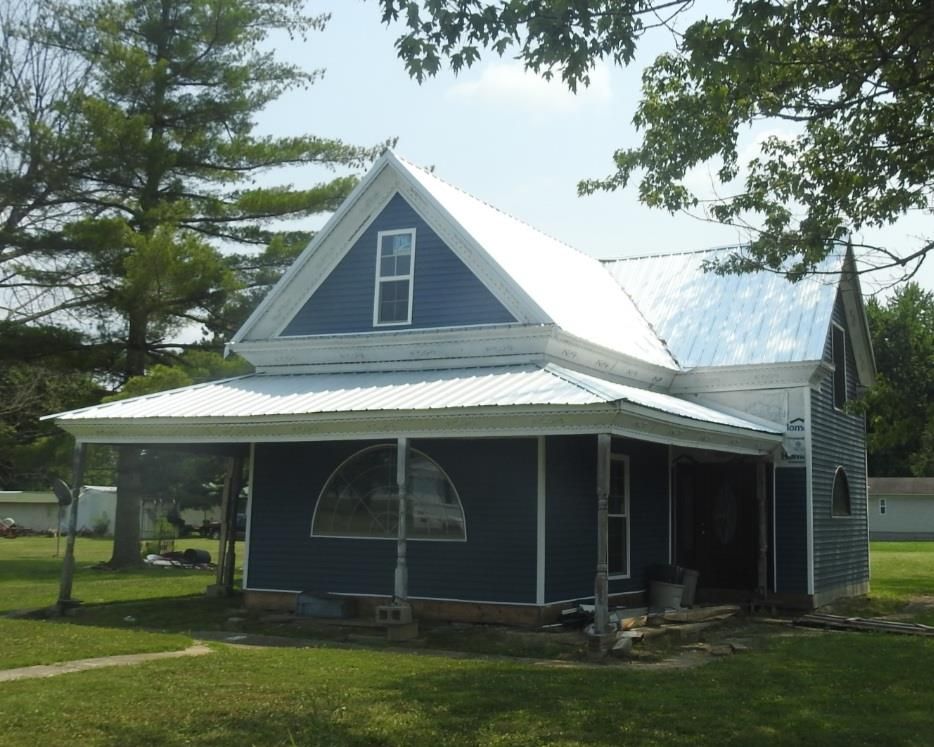 405 5th St, Centertown, KY 42328