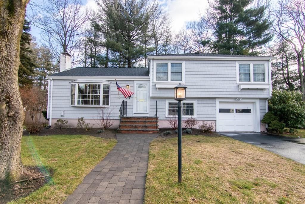 33 Border Rd, Needham, MA 3 Bed, 2 Bath SingleFamily Home 36