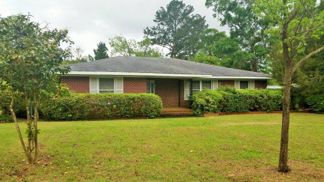 107 Roosevelt Dr, Andalusia, AL 36420