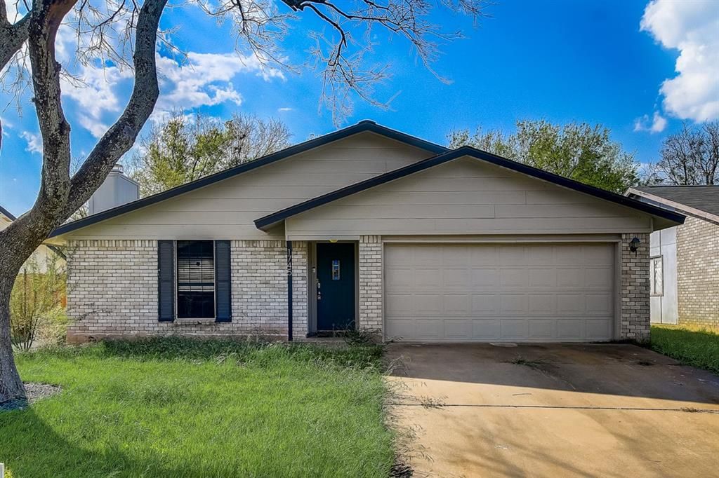 1745 Cricket Hollow Dr, Austin, TX 78758