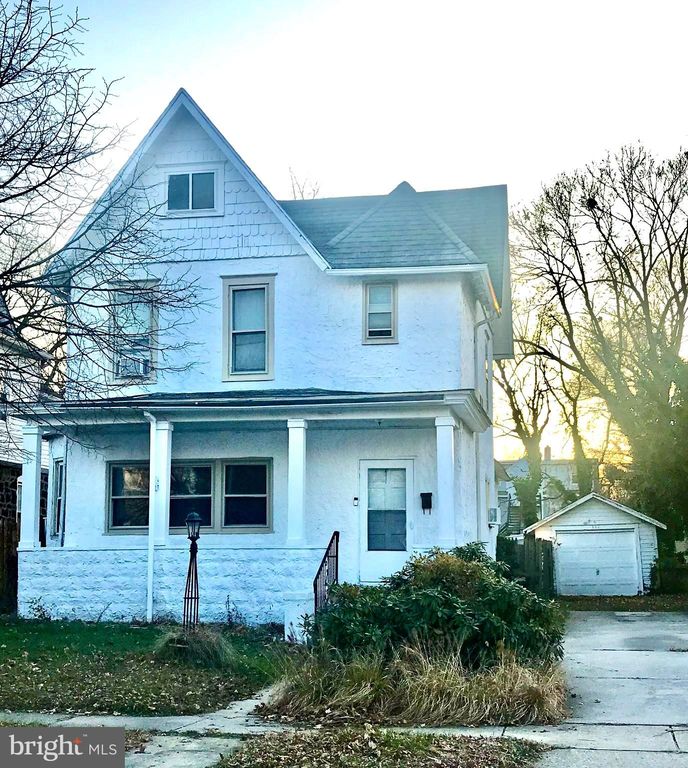 324 Summit Ave, Westville, NJ 08093