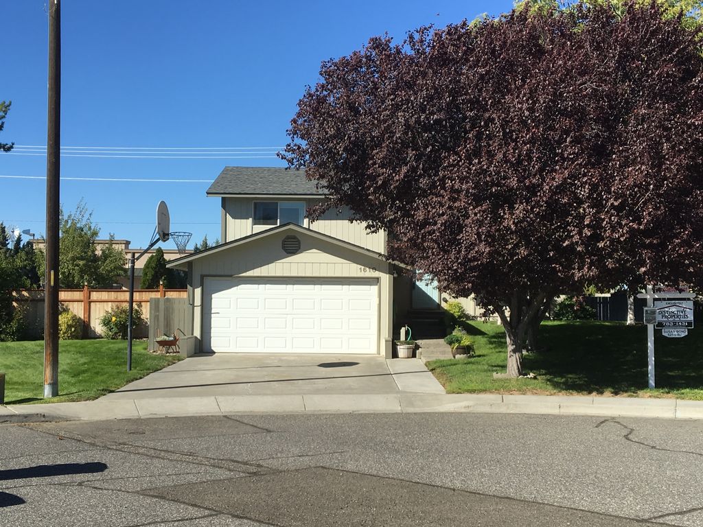 1610 Teal Ct, West Richland, WA 99353
