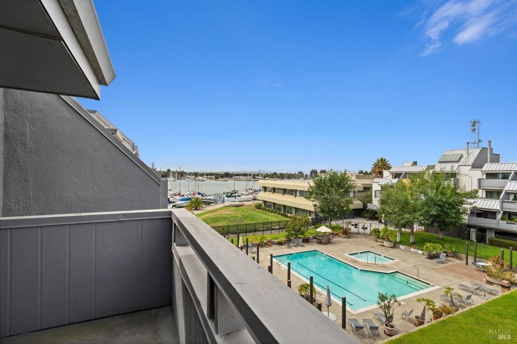 Address Not Disclosed, Oakland, CA 94607