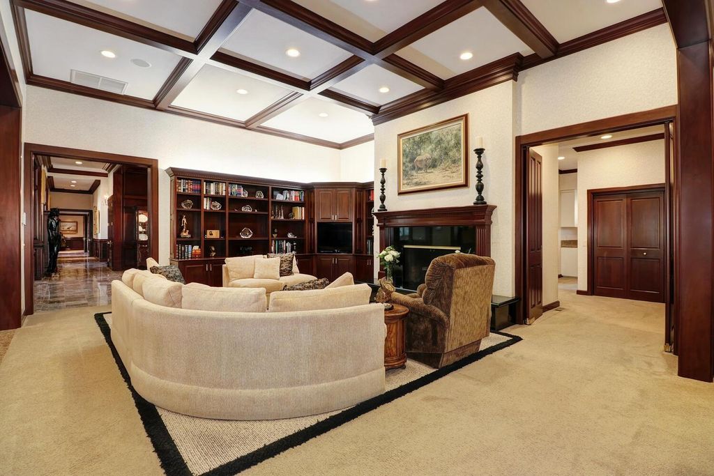 8933 Mackey Rd, Elk Grove, CA 95624 5 Bed, 7 Bath SingleFamily Home