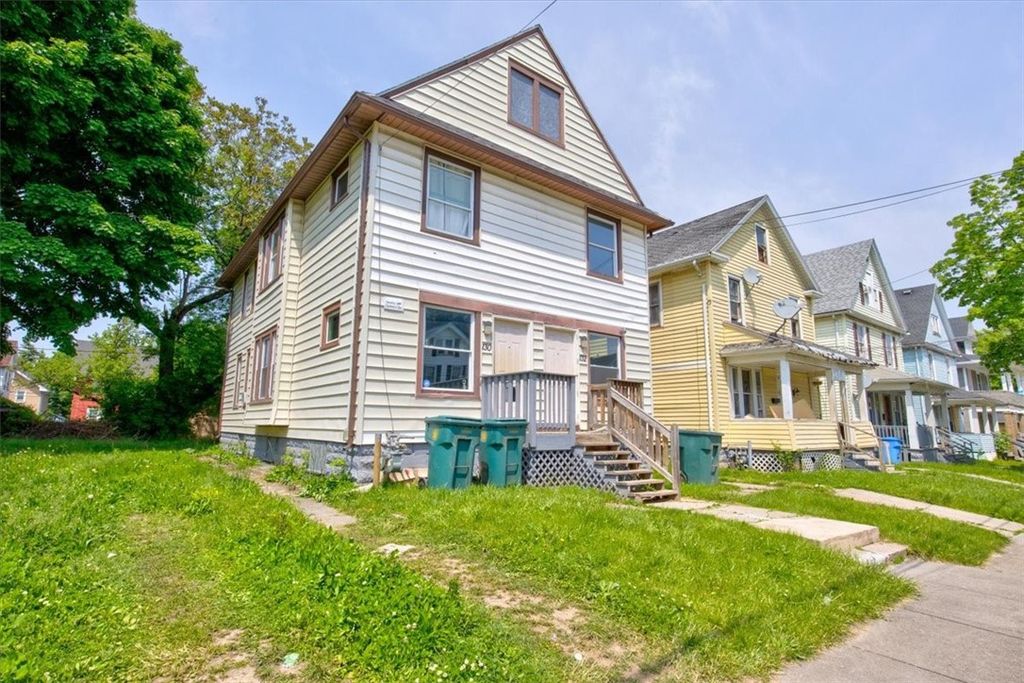 130 Weyl St, Rochester, NY 14621