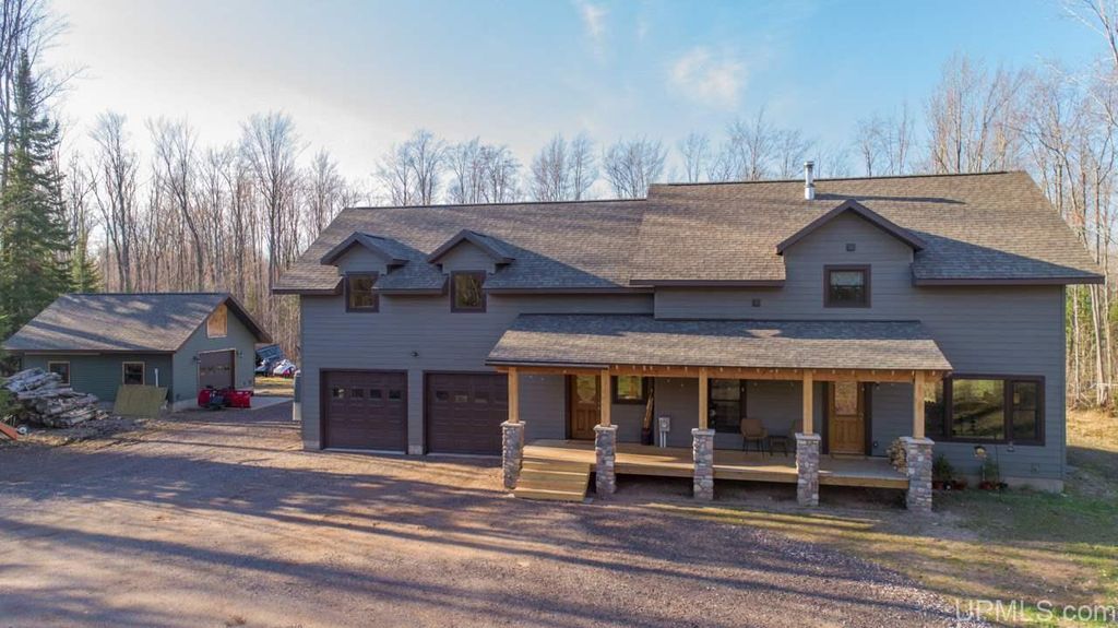 222 Jh Ln, Skandia, MI 49885 4 Bed, 4 Bath SingleFamily Home MLS