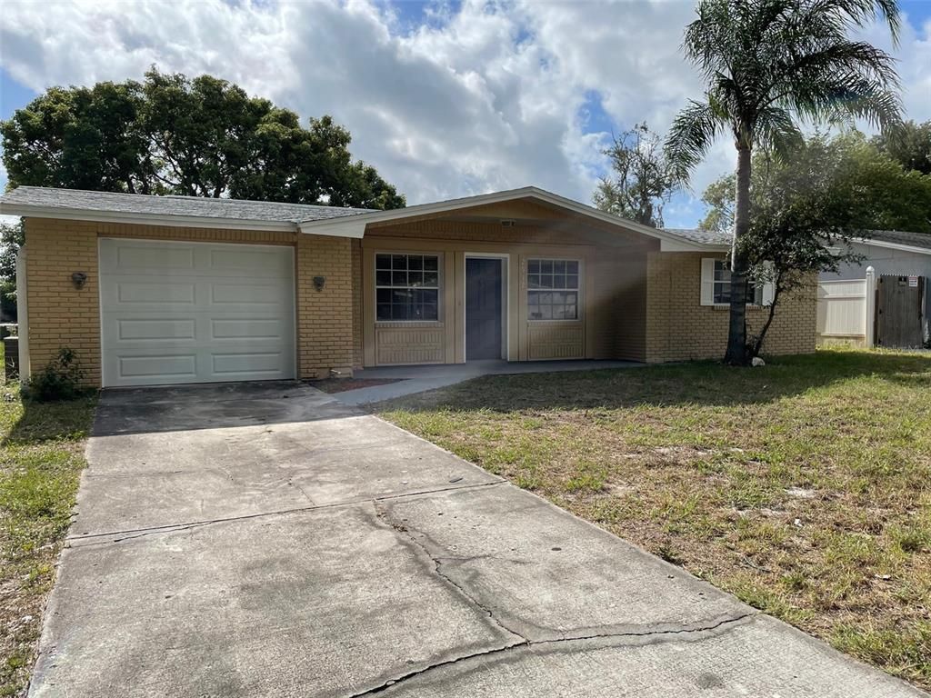 2912 Puma Dr, Holiday, FL 34690