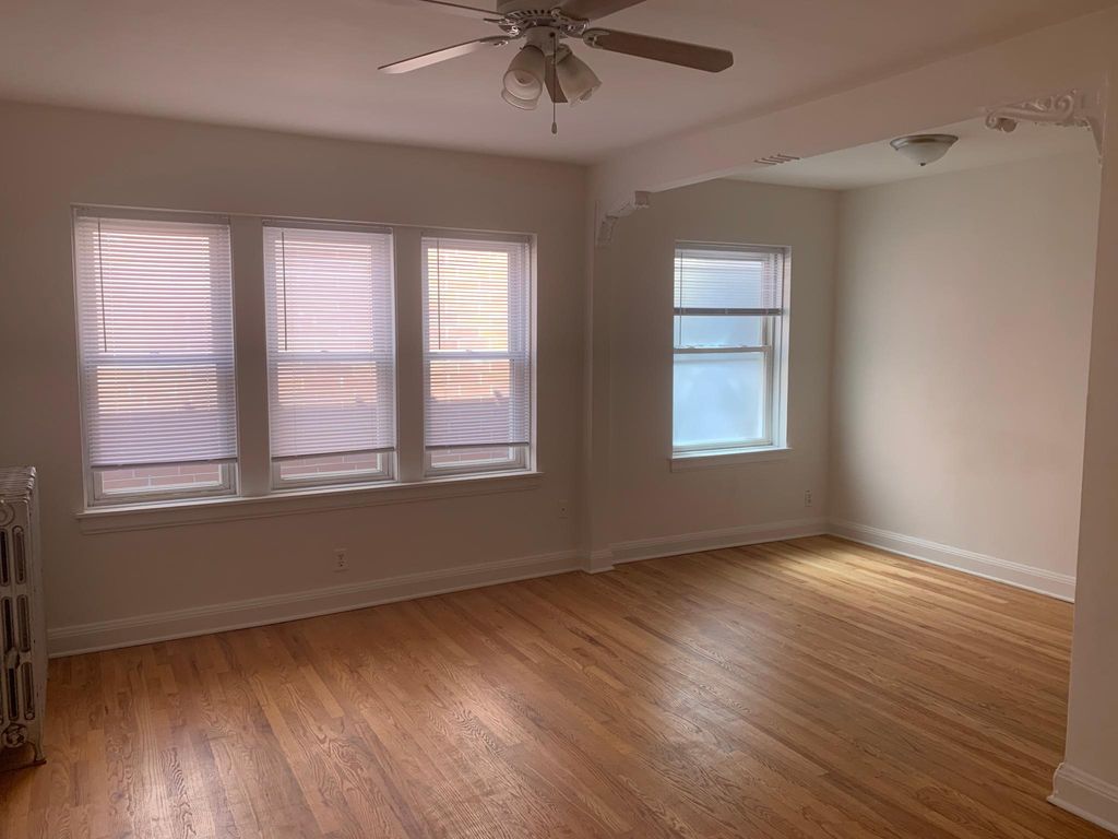 4824 N Damen Ave #102, Chicago, IL 60625