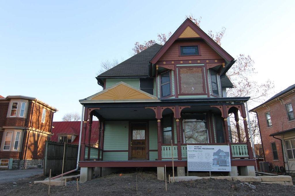 623 E College St, Iowa City, IA - 3 Bed, 2 Bath Single-Family Home - 17