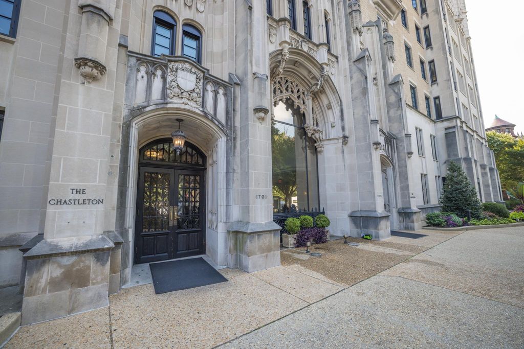 1701 16th St NW #440, Washington, DC 20009