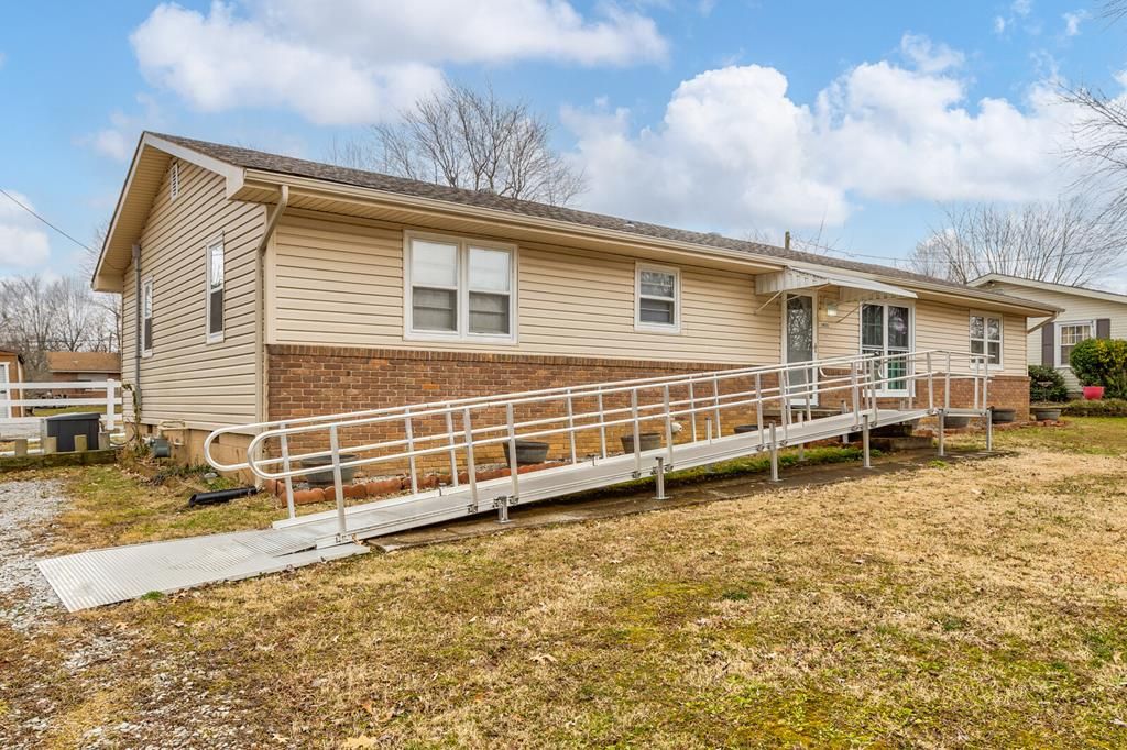 1406 Redbud Ln, Madisonville, KY 42431 Trulia