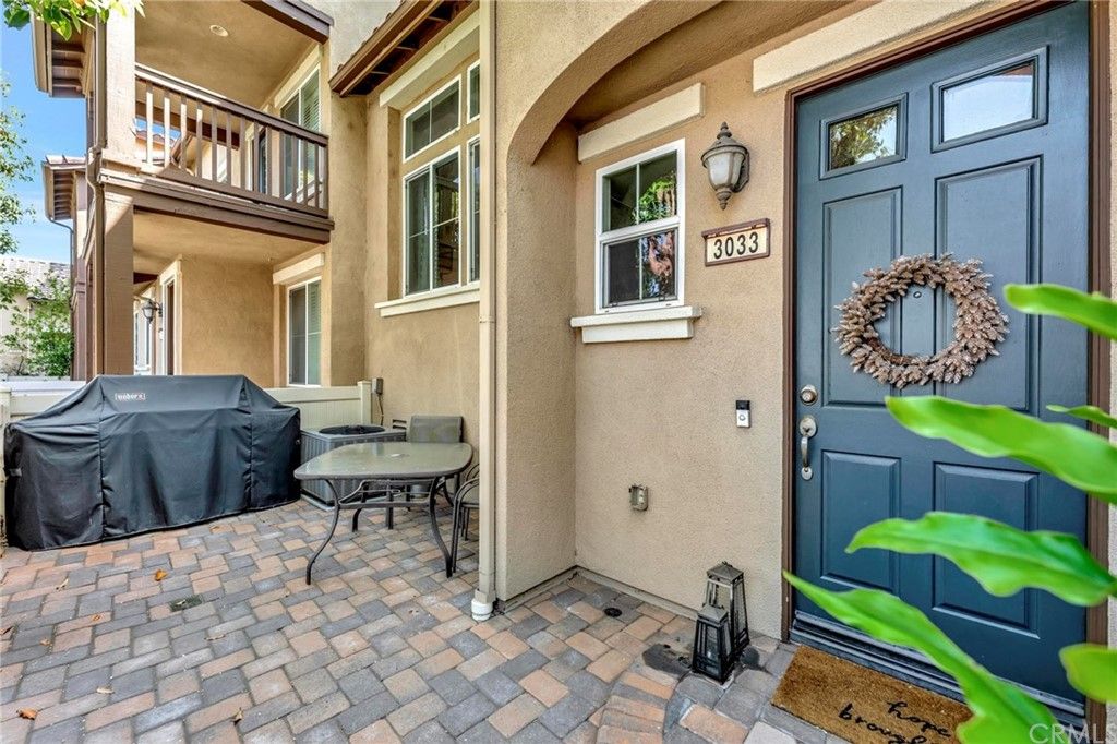 3033 N Torrey Pine Ln, Orange, CA 92865