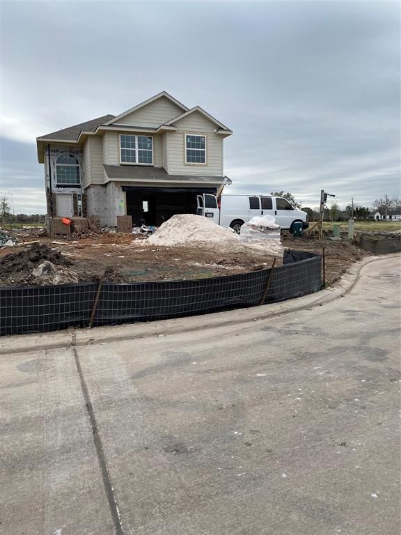 116 Kelly Ln, Angleton, TX 77515