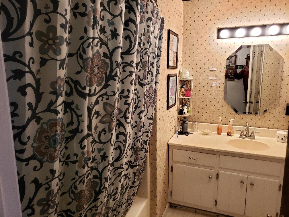 434 Washington St, Fries, VA 4 Bed, 3 Bath SingleFamily Home 18