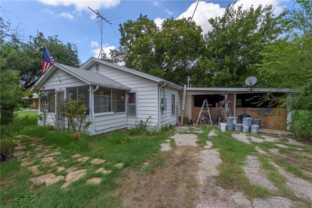 1005 E Main St, Tioga, TX 76271 Trulia