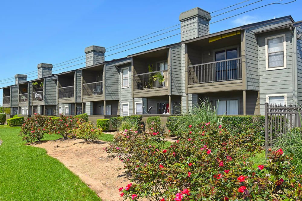 265 El Dorado Blvd, Webster, TX 77598