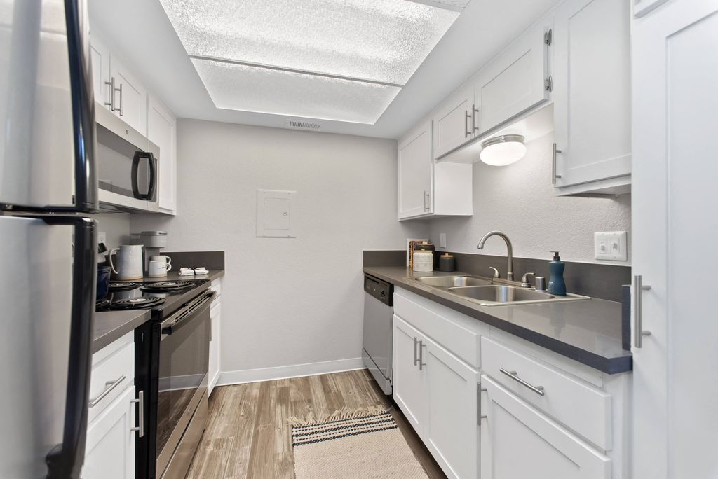 439 W  El Norte Pkwy #43-208, Escondido, CA 92026