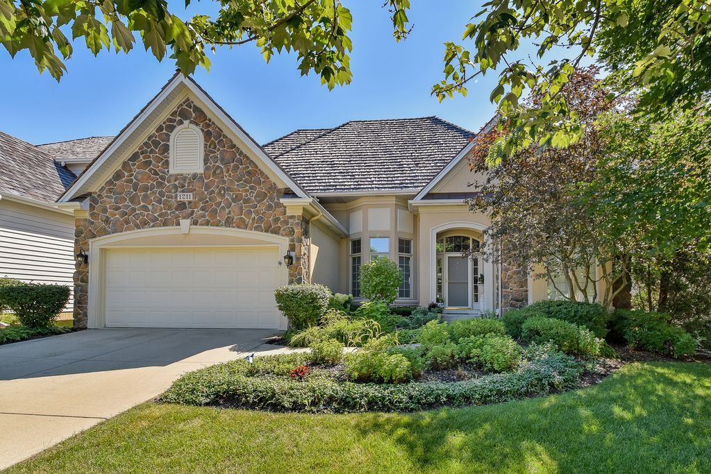 1211 Arborside Dr, Aurora, IL - 3 Bed, 3 Bath Single-Family Home - 35