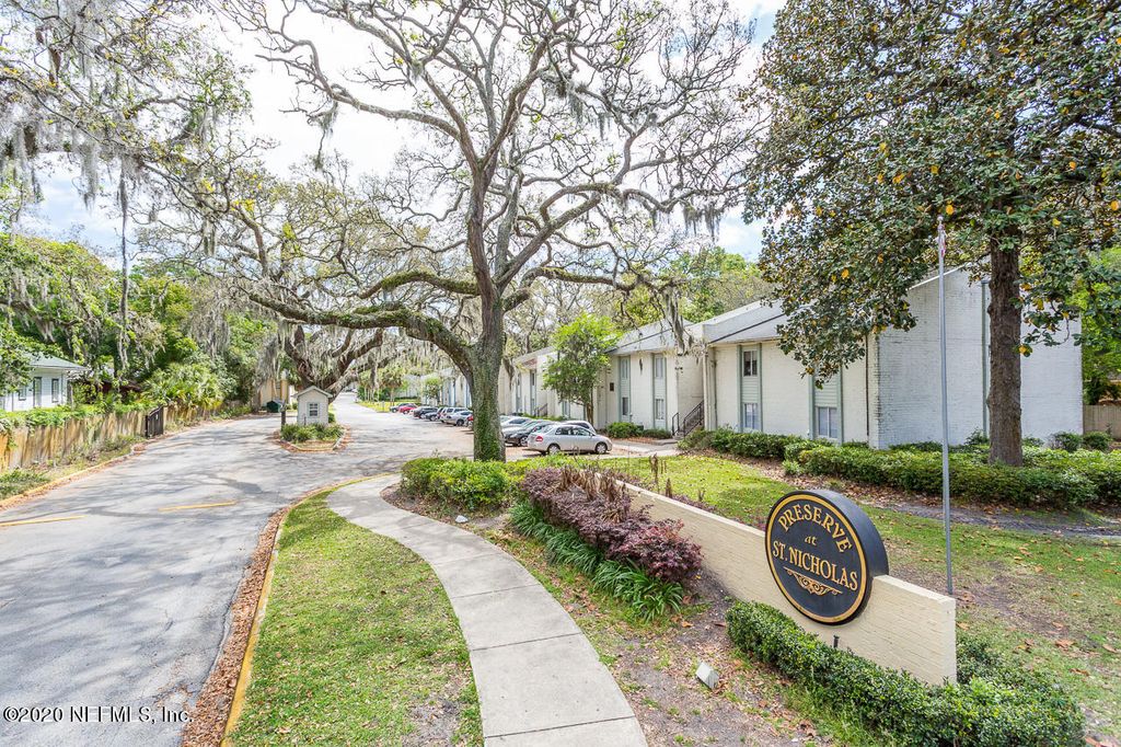 3952 Atlantic Blvd #J20, Jacksonville, FL 32207