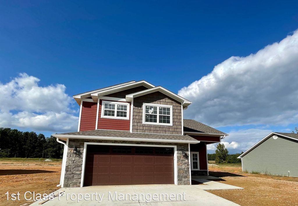 209 Macintosh, Poplar Bluff, MO 63901